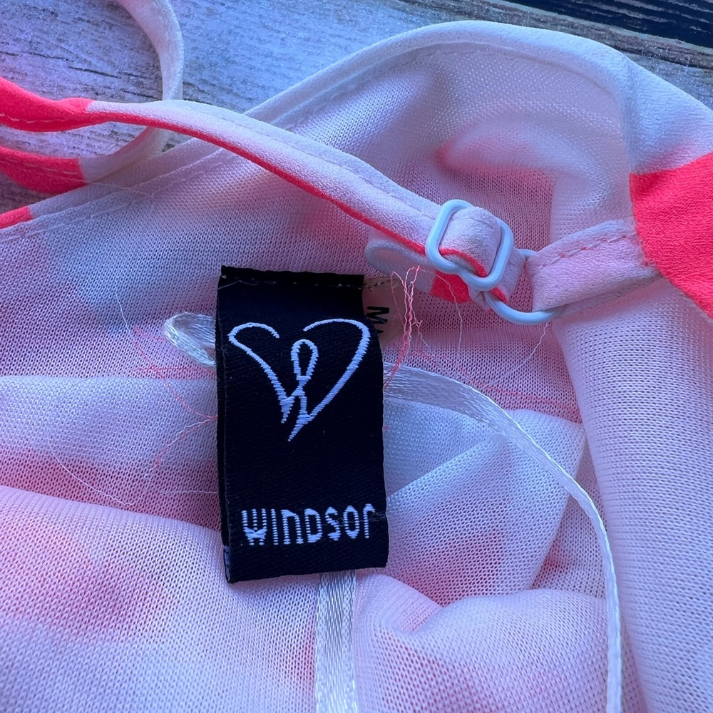 Windsor V Neck dress White and Neon Pink Sz M - Picture 4 of 6